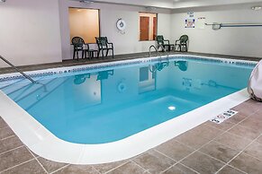 Quality Inn & Suites Niles