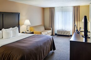 Quality Inn & Suites Niles