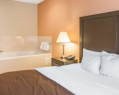 Quality Inn & Suites Niles