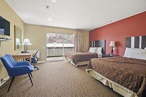 Sol Springs Inn