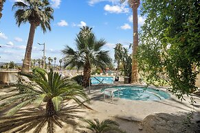 Sol Springs Inn
