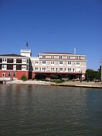 Nuks Executive Suites