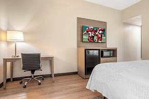 Red Roof Inn & Suites Vicksburg