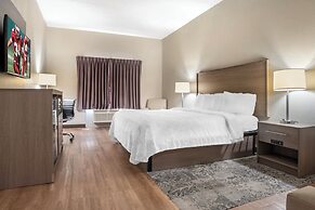 Red Roof Inn & Suites Vicksburg