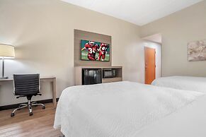 Red Roof Inn & Suites Vicksburg