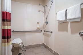 Red Roof Inn & Suites Vicksburg