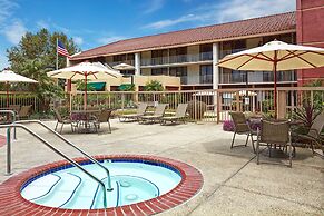 La Quinta Inn & Suites by Wyndham Thousand Oaks-Newbury Park