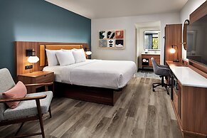 La Quinta Inn & Suites by Wyndham Thousand Oaks-Newbury Park