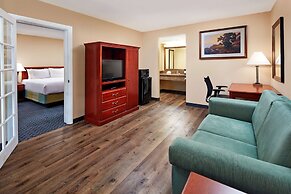 La Quinta Inn & Suites by Wyndham Thousand Oaks-Newbury Park