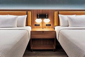 La Quinta Inn & Suites by Wyndham Thousand Oaks-Newbury Park