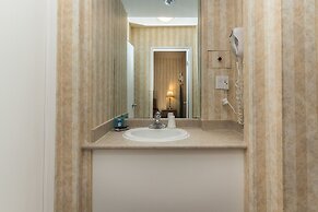 Canadas Best Value Inn Calgary Chinook Station