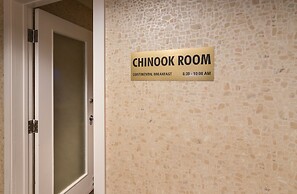 Canadas Best Value Inn Calgary Chinook Station