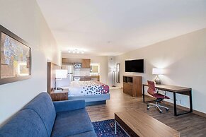 Econo Lodge Inn & Suites Foley - North Gulf Shores