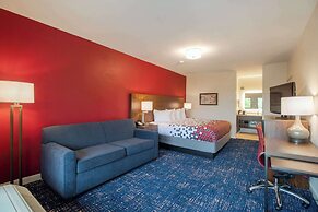 Econo Lodge Inn & Suites Foley - North Gulf Shores