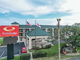 Econo Lodge Inn & Suites Foley - North Gulf Shores