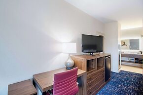 Econo Lodge Inn & Suites Foley - North Gulf Shores