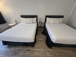 Grand Palms Spa & Golf Resort