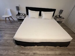 Grand Palms Spa & Golf Resort