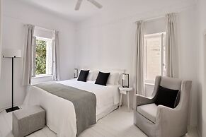 Vedema, a Luxury Collection Resort, Santorini