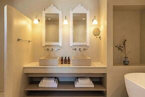 Vedema, a Luxury Collection Resort, Santorini