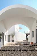 Vedema, a Luxury Collection Resort, Santorini