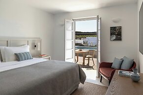 Vedema, a Luxury Collection Resort, Santorini