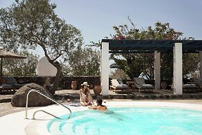 Vedema, a Luxury Collection Resort, Santorini