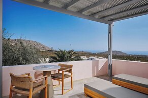 Vedema, a Luxury Collection Resort, Santorini