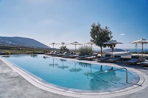 Vedema, a Luxury Collection Resort, Santorini