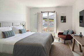 Vedema, a Luxury Collection Resort, Santorini