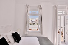 Vedema, a Luxury Collection Resort, Santorini