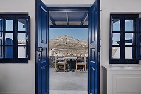 Vedema, a Luxury Collection Resort, Santorini