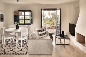 Vedema, a Luxury Collection Resort, Santorini