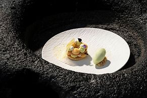 Vedema, a Luxury Collection Resort, Santorini