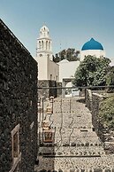 Vedema, a Luxury Collection Resort, Santorini