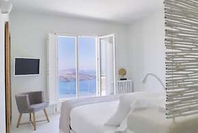 Vedema, a Luxury Collection Resort, Santorini