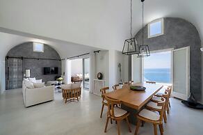 Vedema, a Luxury Collection Resort, Santorini