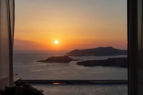 Vedema, a Luxury Collection Resort, Santorini