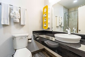 Motel 6 Fountain Valley, CA - Huntington Beach Area