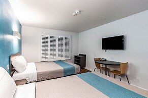 Motel 6 Fountain Valley, CA - Huntington Beach Area