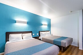 Motel 6 Fountain Valley, CA - Huntington Beach Area