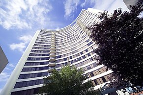 BreakFree Capital Tower