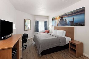 Days Inn by Wyndham Biloxi Beach