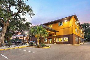 Days Inn by Wyndham Biloxi Beach