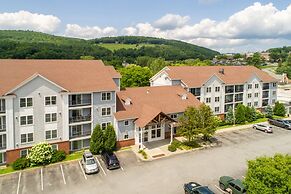 White River Inn and Suites