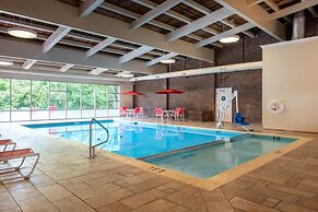 White River Inn and Suites