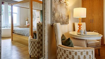 Fairlawns Hotel and Spa