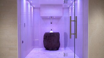 Fairlawns Hotel and Spa