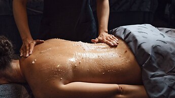 Fairlawns Hotel and Spa