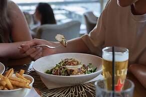 Fairlawns Hotel and Spa